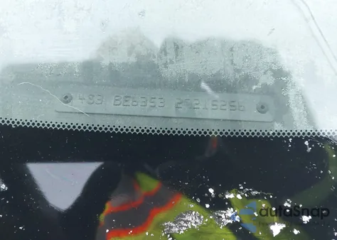 2002 Subaru Legacy L z USA, uszkodzony, nr VIN 4S3BE635327215256